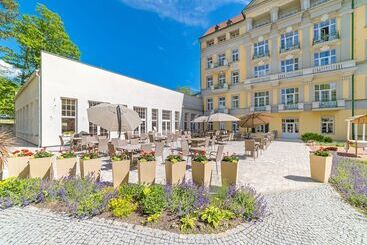 هتل Spa Resort Pawlik Aquaforum