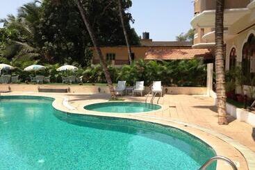 هتل Sukhmantra Resort
