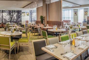 The Orchard Hotel & Restaurant