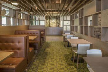 The Orchard Hotel & Restaurant