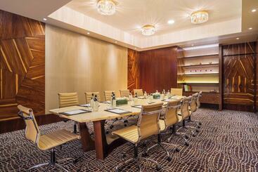 Hotel The St. Regis Mumbai
