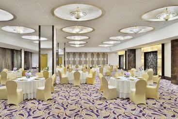 Hotel The St. Regis Mumbai