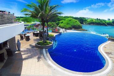 استراحتگاه Royal Decameron Mompiche   All Inclusive