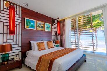 Villa Del Sol Beach Resort & Spa