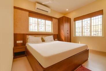 Fabhotel Dream Plaza   Nr Biswa Bangla Gate
