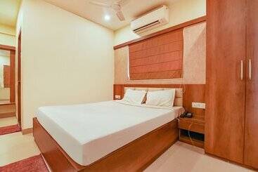 Fabhotel Dream Plaza   Nr Biswa Bangla Gate