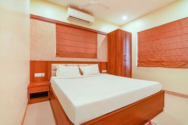 Fabhotel Dream Plaza   Nr Biswa Bangla Gate
