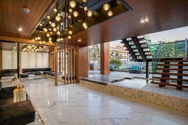 Orion Hotel & Residence Bangna