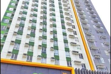 Steff S Condo 1016 At Centrio Tower