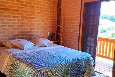 הוסטל Chalés Roma