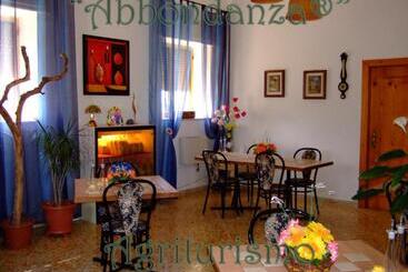 پانسیون Room In B&b Abbondanza® The Farm House
