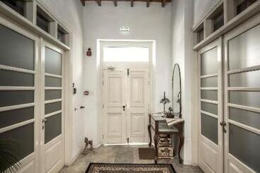 هاستل Edem Traditional House
