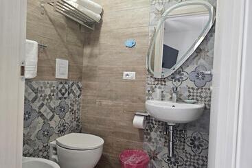 پانسیون A Polignano Rooms