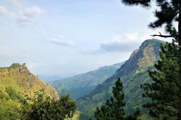 پانسیون The Ella Valley