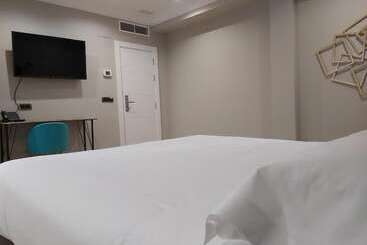 هاستل Micampus Burgos Centro Student Residence