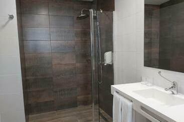 هاستل Micampus Burgos Centro Student Residence