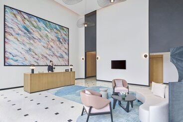 هتل Doubletree By Hilton Shenzhen Airport Residences