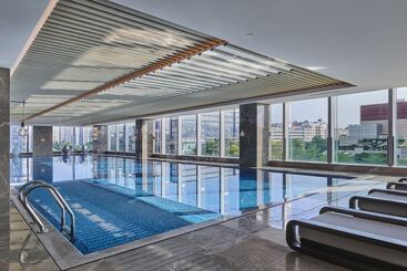هتل Doubletree By Hilton Shenzhen Airport Residences