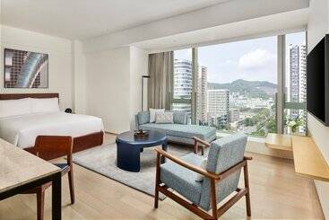 هتل Doubletree By Hilton Shenzhen Airport Residences