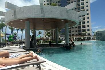 Salinas Exclusive Resort