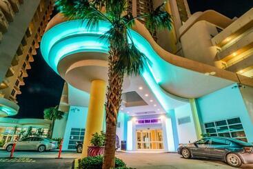 Beachfront Bliss At Ocean Walk Resort   Unit 1701