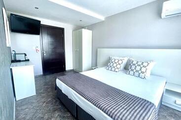 هتل Agata Beach Boutique Adult Only