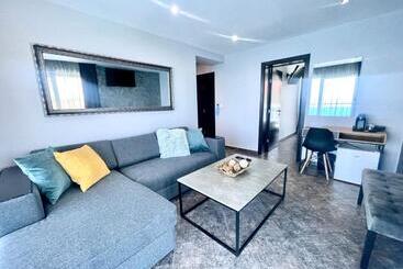 هتل Agata Beach Boutique Adult Only