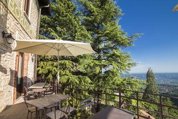 Al Borducan Romantic Hotel   Adults Only