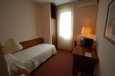 هتل Albergo Ponte Vecchio
