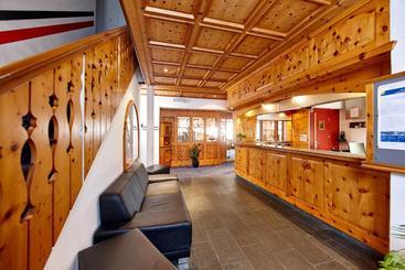 Basic Hotel Arosa