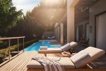 هتل Delaire Graff Lodges And Spa