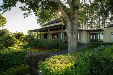 هتل Delaire Graff Lodges And Spa