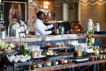 هتل Delaire Graff Lodges And Spa