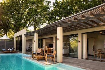 هتل Delaire Graff Lodges And Spa