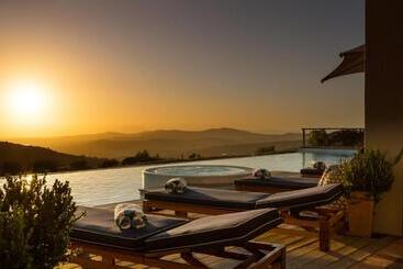 هتل Delaire Graff Lodges And Spa