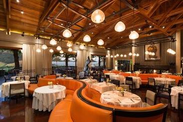 هتل Delaire Graff Lodges And Spa