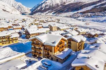 هتل Le Alpi