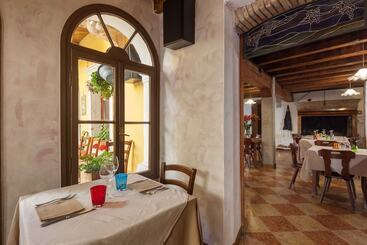 هتل Locanda Al Centrale