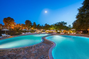 هتل Park Mareda Relax Premium Village