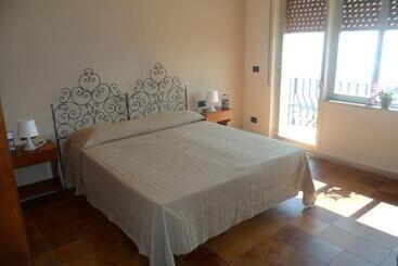 هتل Panorama Di Sicilia