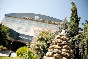 هتل Ristorante Dragonara