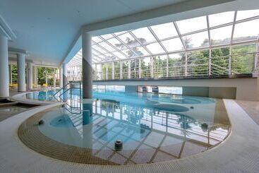 هتل Terme Preistoriche Resort & Spa