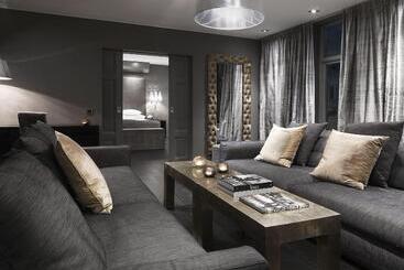 The Lamp Hotel & Spa
