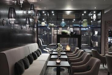 The Lamp Hotel & Spa