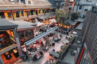 The Lamp Hotel & Spa