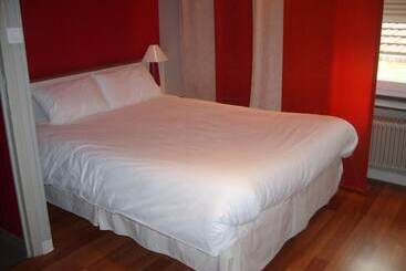 هتل The Originals Access, Hôtel Arum, Remiremont