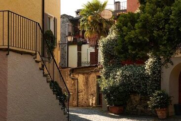 Vista Lakefront Boutique - Ascona