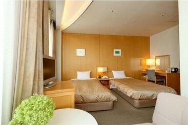 هتل Grand Vert Gizan   Vacation Stay 95364