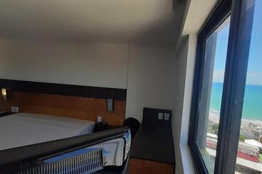 هتل Natal Plaza Requinte, Conforto E Vista Para O Mar