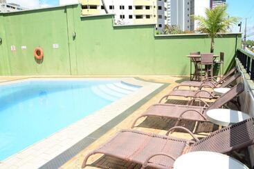 هتل Natal Plaza Requinte, Conforto E Vista Para O Mar